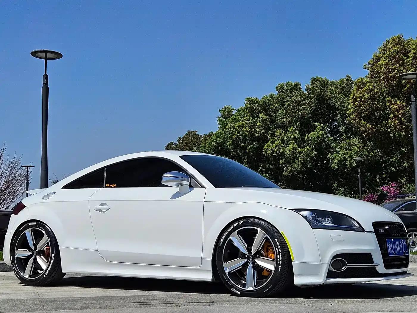 2013 Audi TTS Coupe 2.0TFSI quattro — миниатюра 3