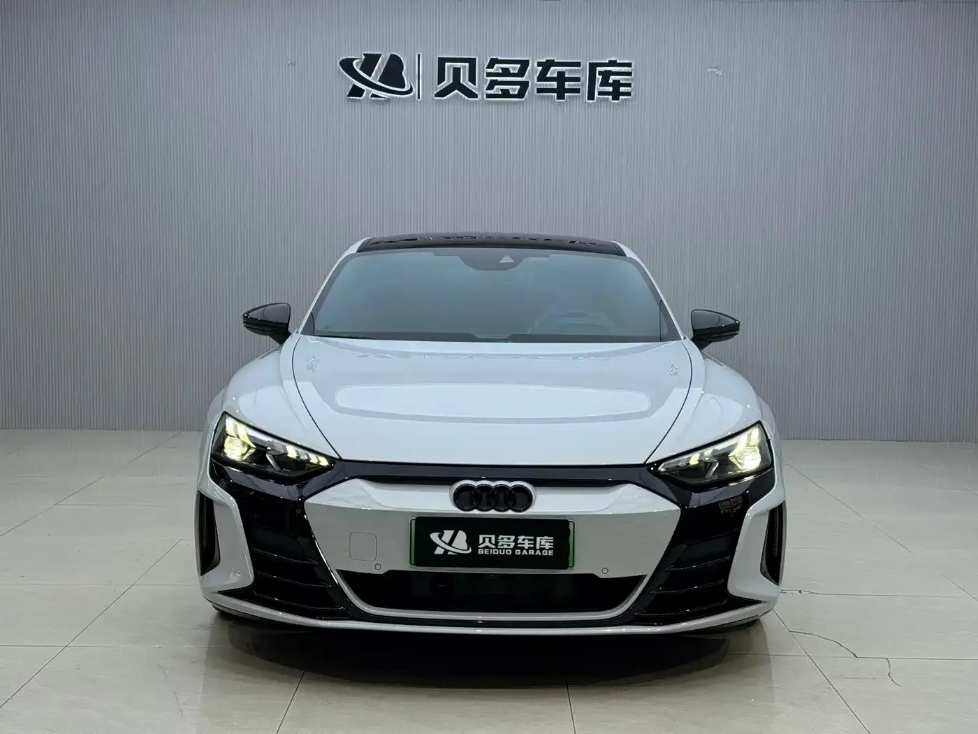 Audi RS e-tron GT 2023 Base Model — миниатюра 2