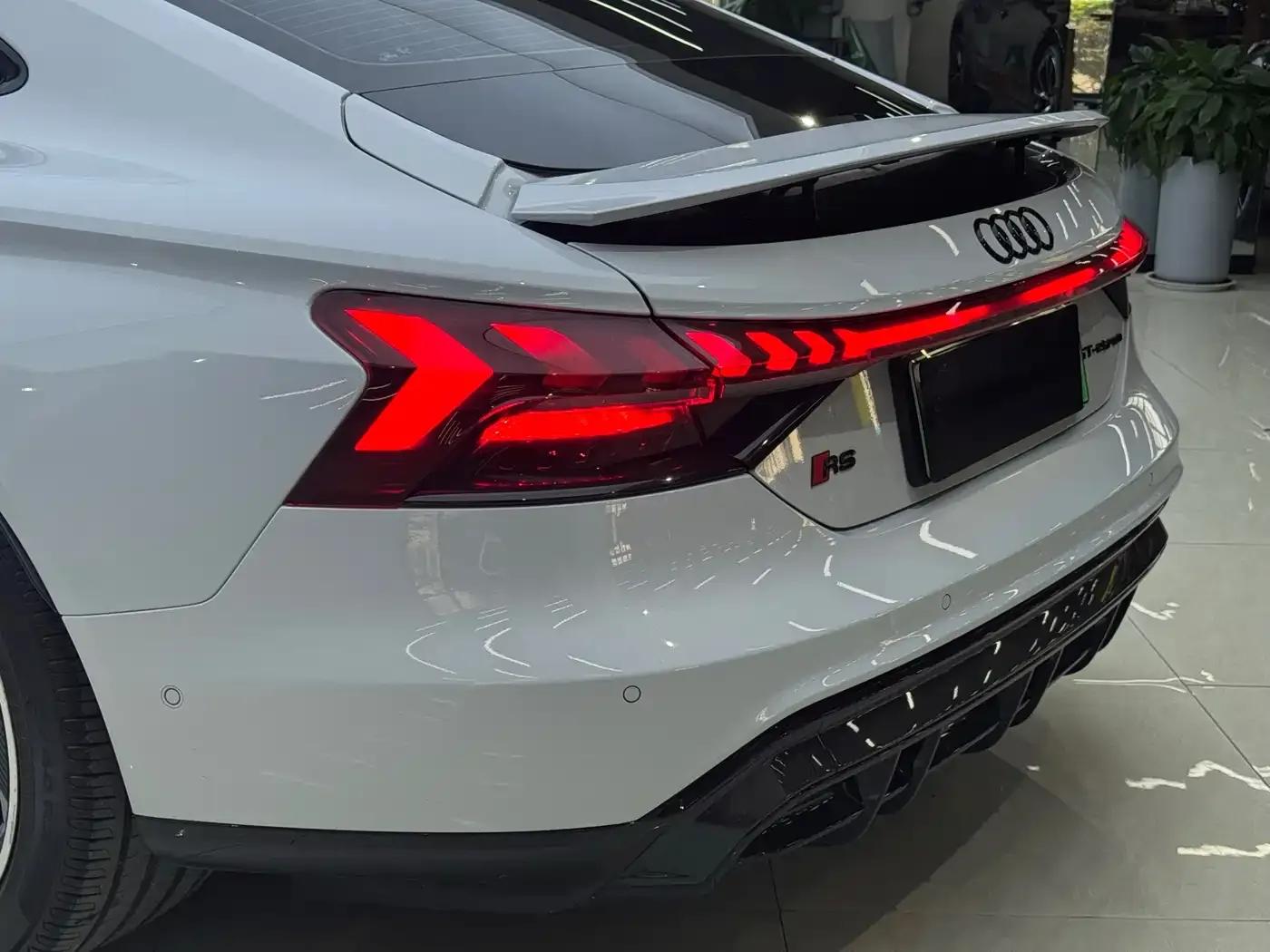Audi RS e-tron GT 2023 Base Model — миниатюра 6