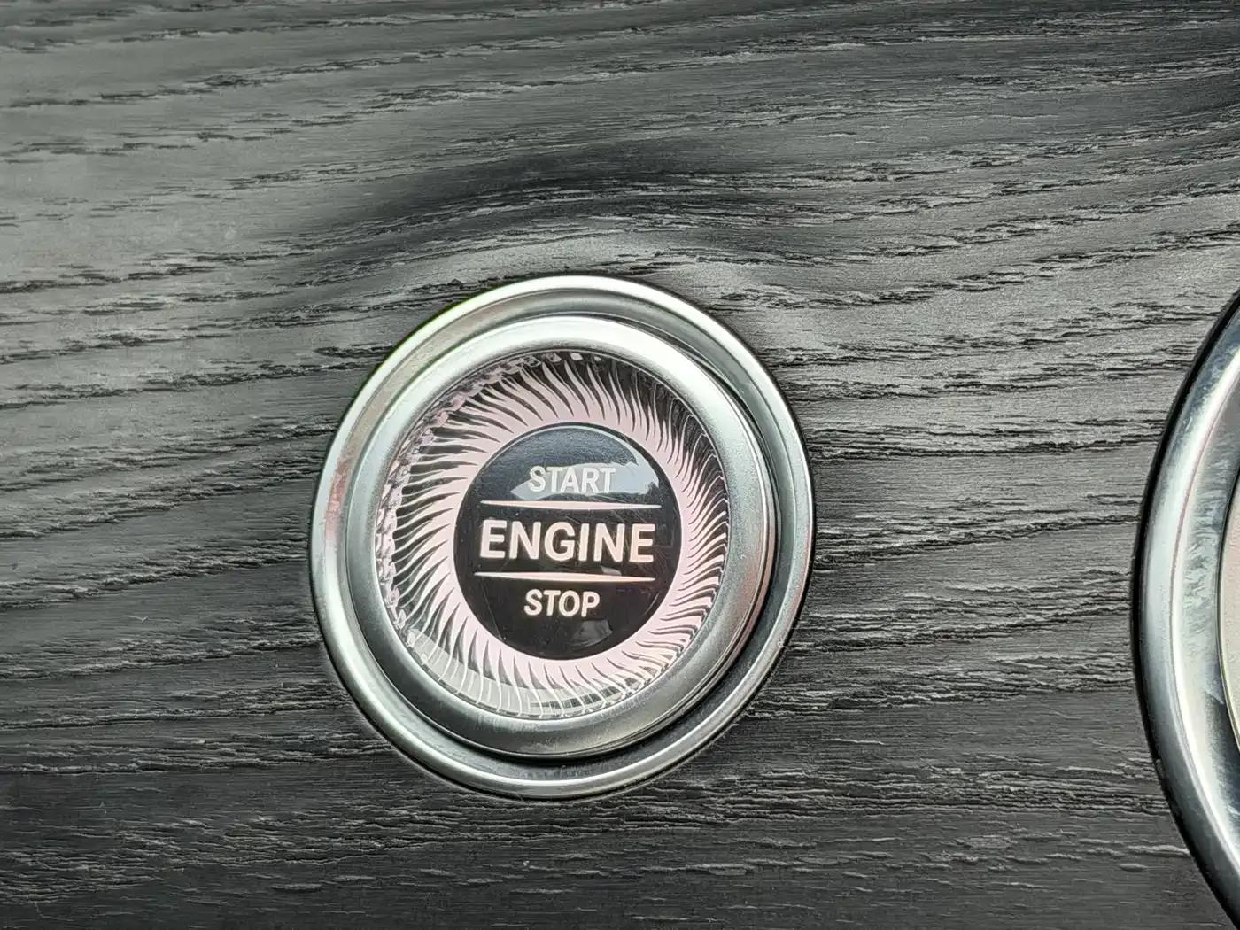 Mercedes-Benz E-Class 2022 Facelift E 260 L Sport — миниатюра 22