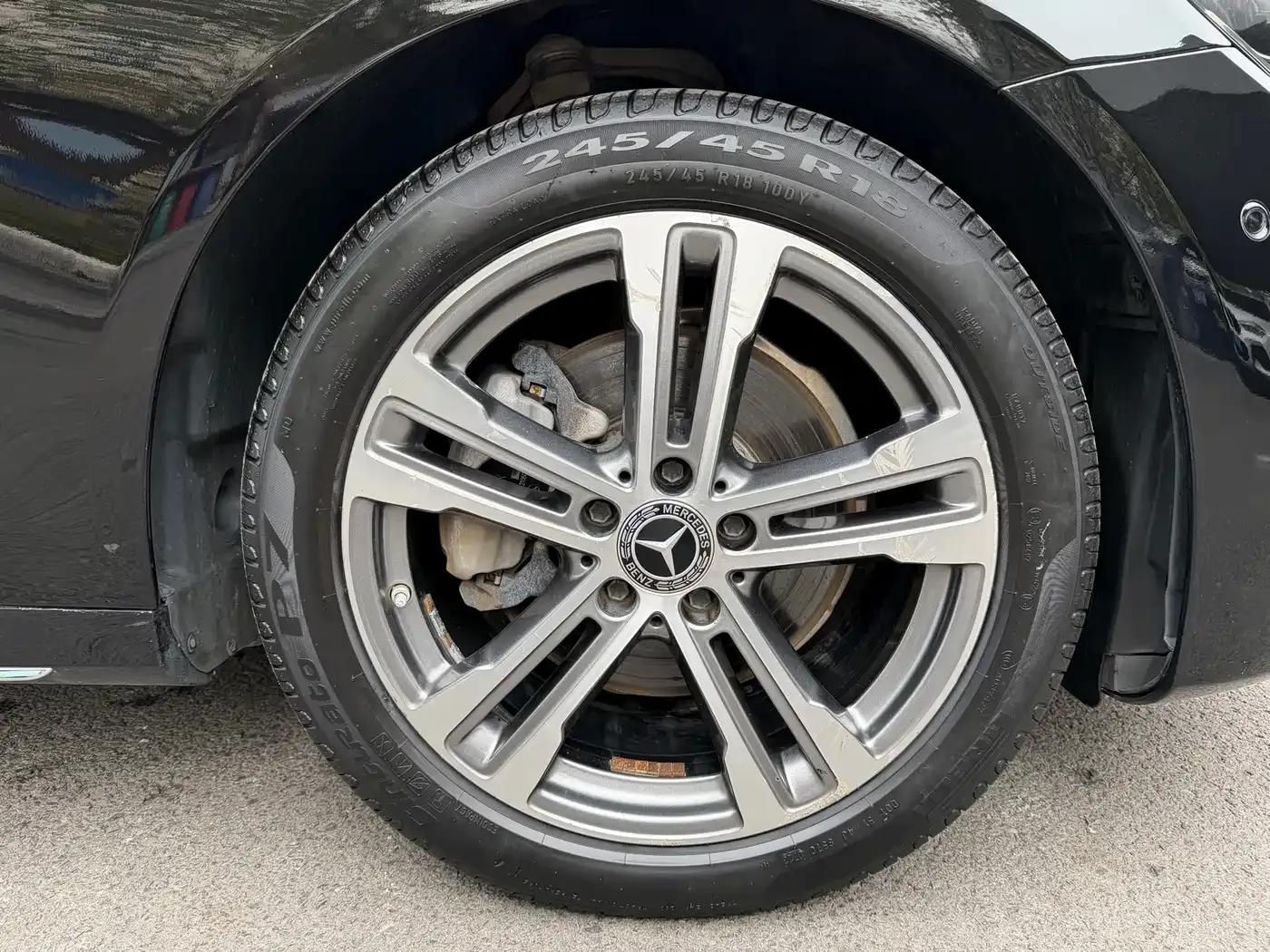 Mercedes-Benz E-Class 2022 Facelift E 260 L Sport — миниатюра 4