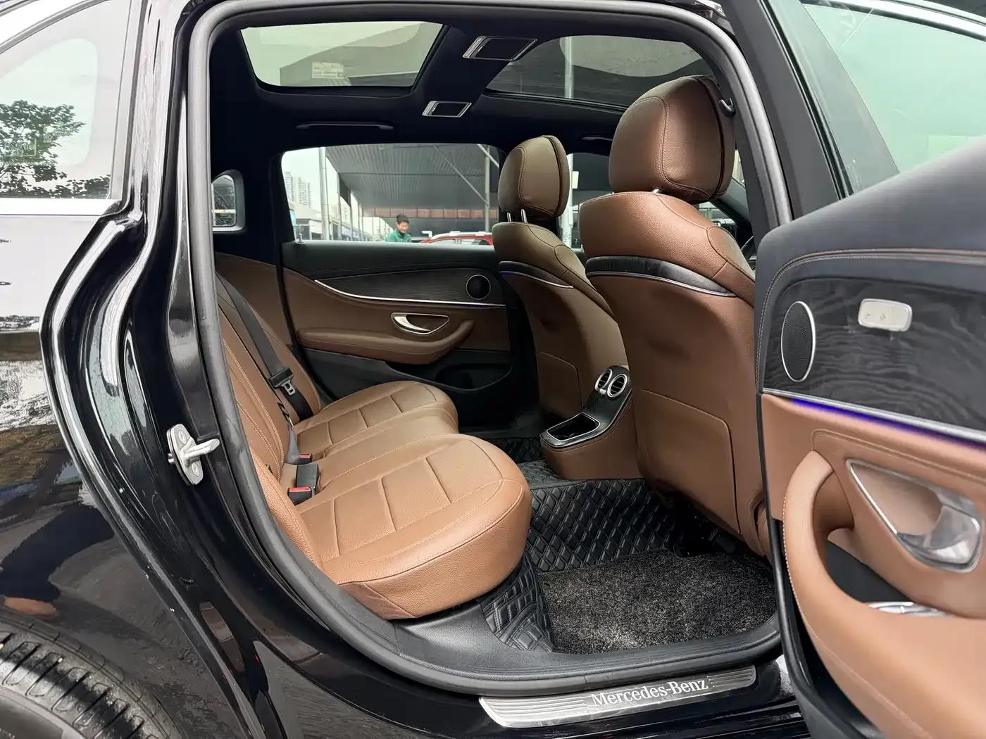 Mercedes-Benz E-Class 2022 Facelift E 260 L Sport — миниатюра 6