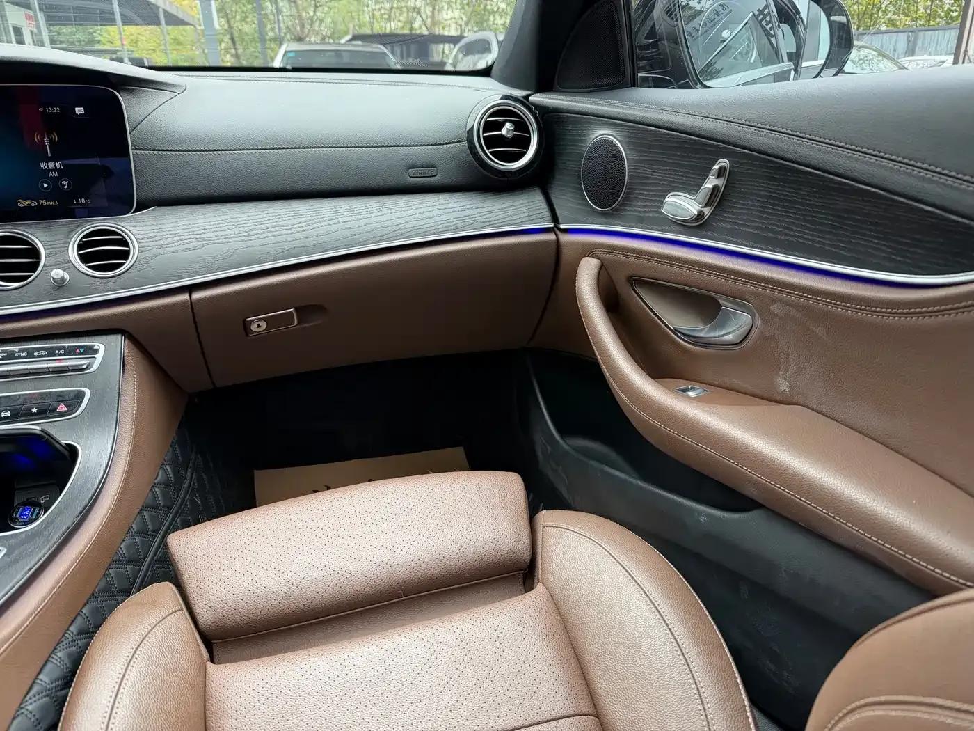 Mercedes-Benz E-Class 2022 Facelift E 260 L Sport — миниатюра 9