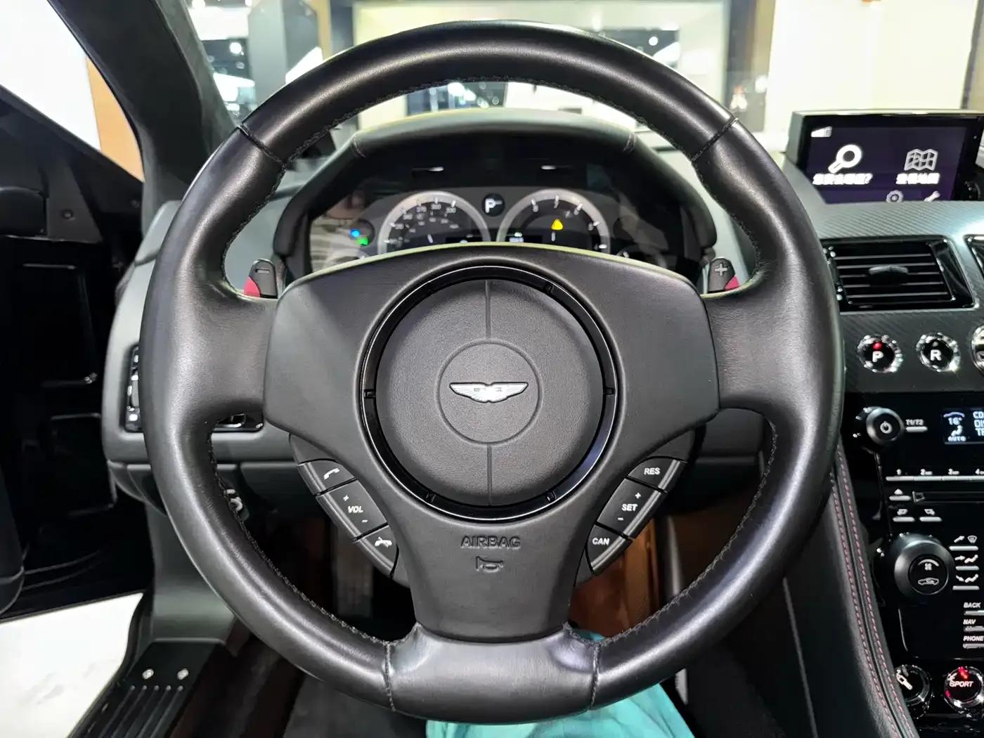 Aston Martin DB9 2013 6.0L Coupe — миниатюра 11