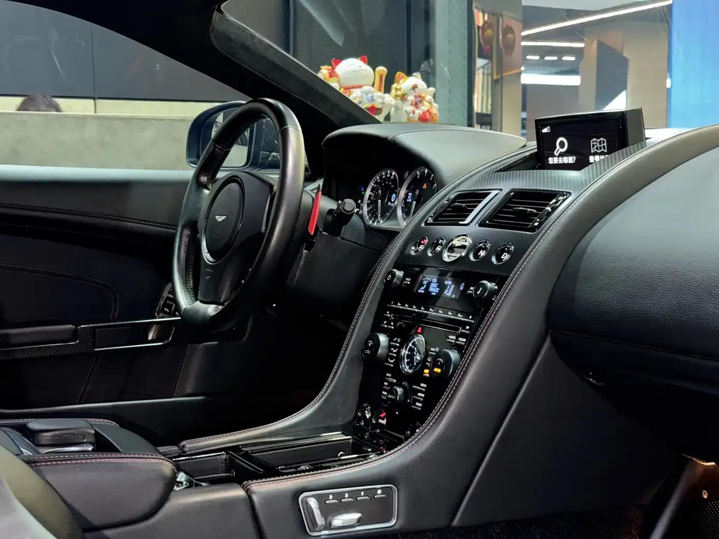 Aston Martin DB9 2013 6.0L Coupe — миниатюра 19
