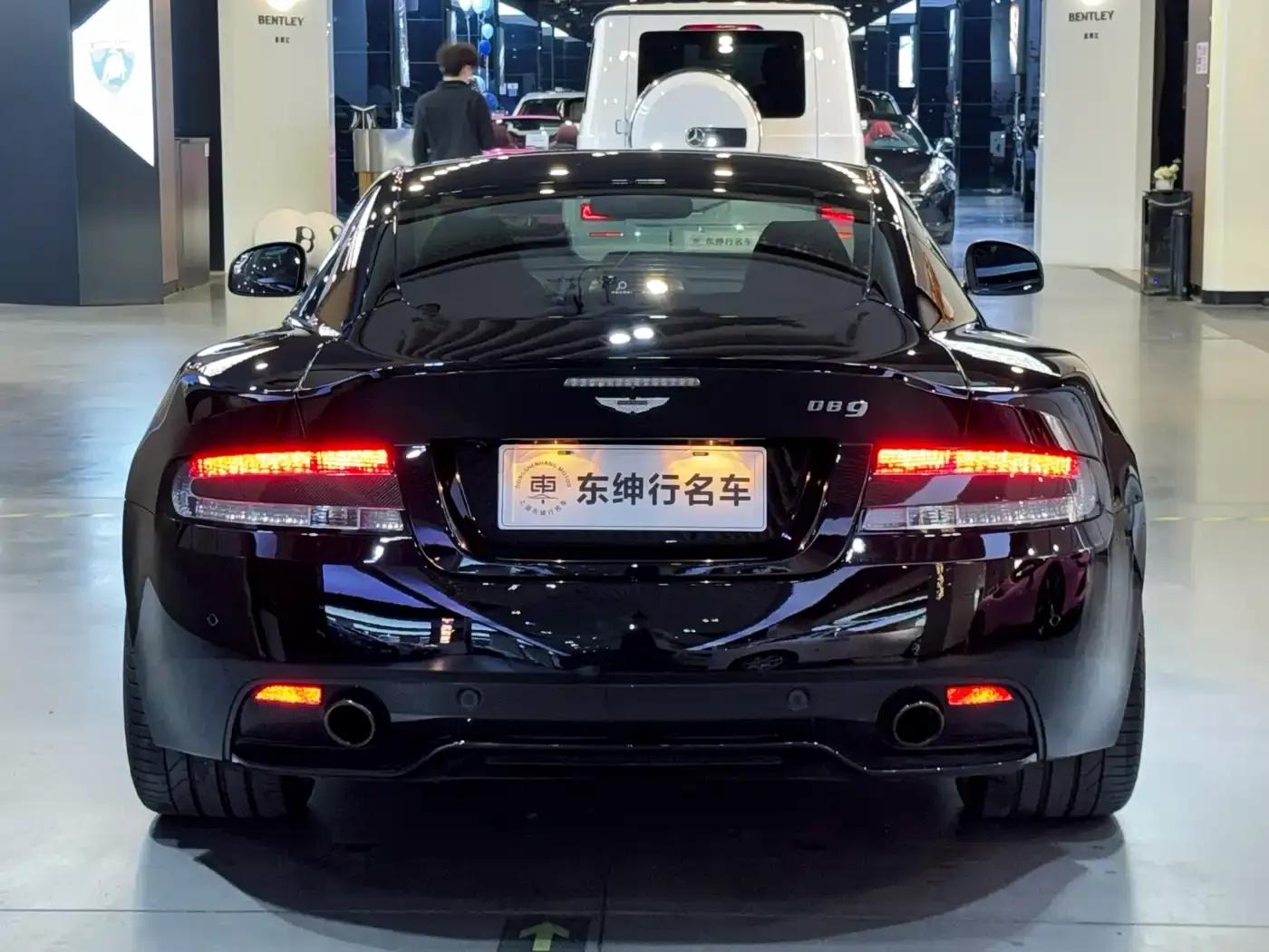 Aston Martin DB9 2013 6.0L Coupe — миниатюра 5