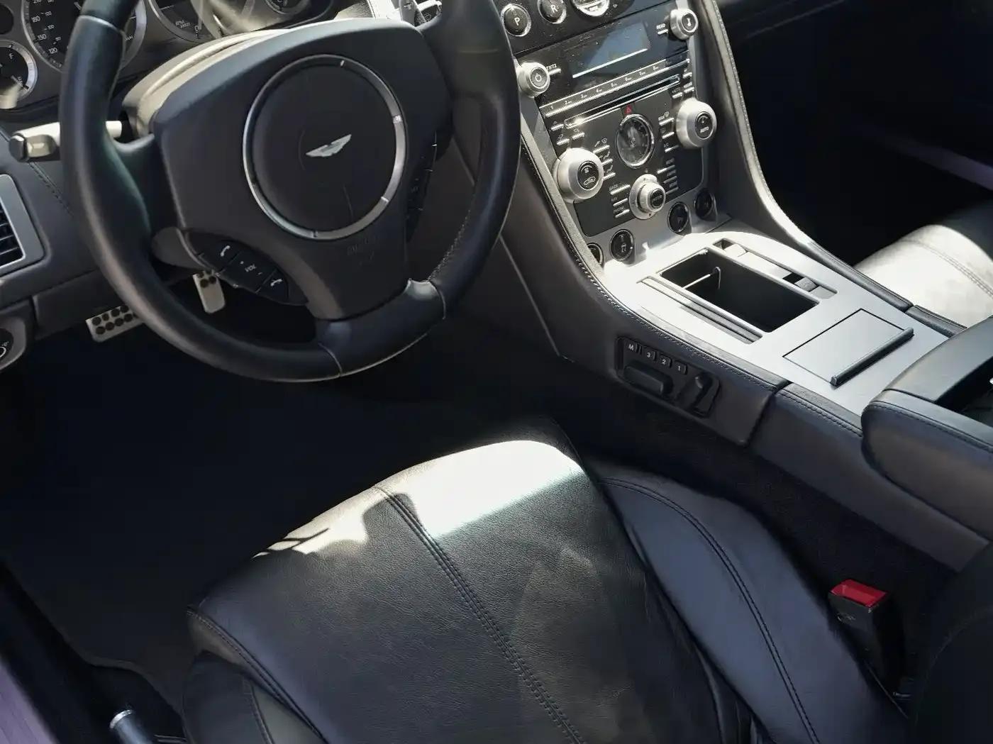 Aston Martin DB9 2007 6.0L Touchtronic Coupe — миниатюра 14