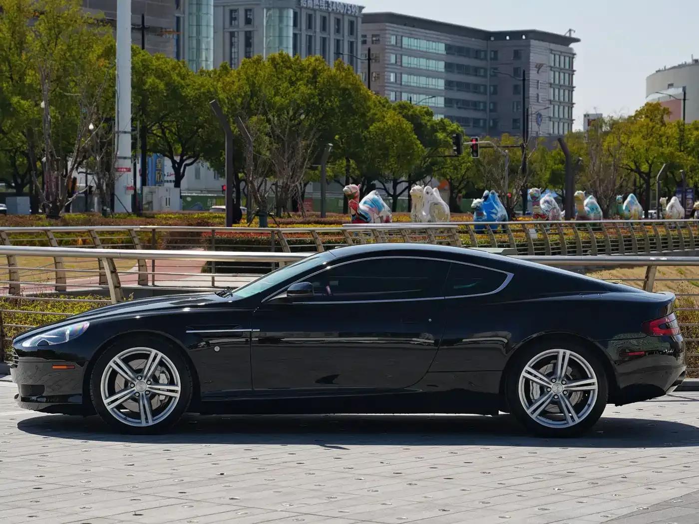 Aston Martin DB9 2007 6.0L Touchtronic Coupe — миниатюра 9