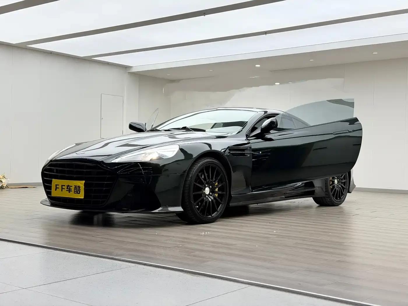 Aston Martin DB9 2011 6.0L Touchtronic Coupe — миниатюра 1