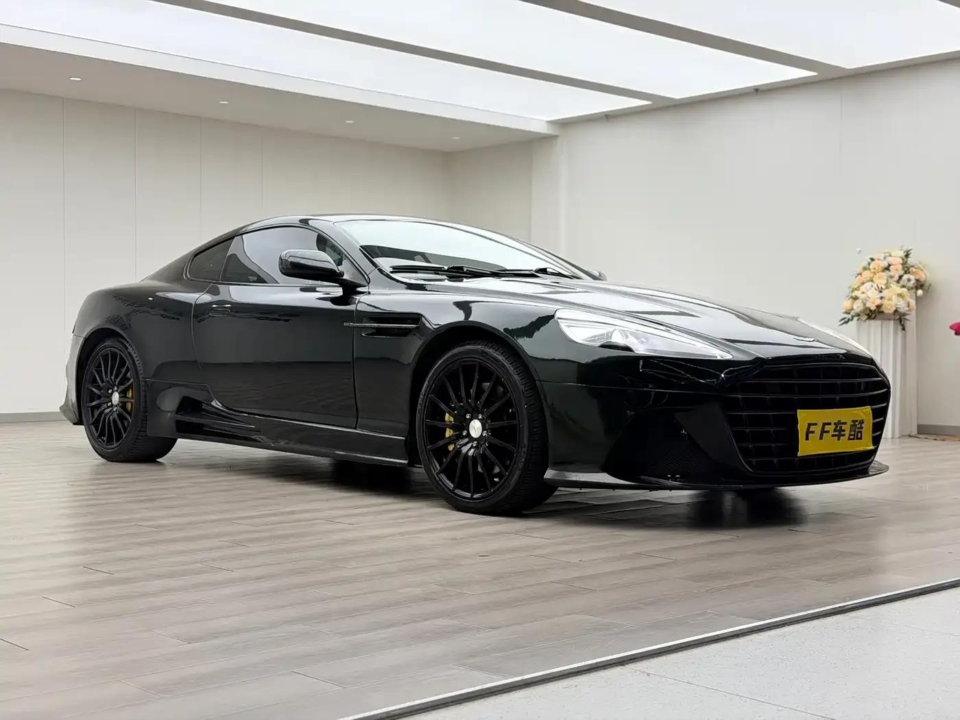 Aston Martin DB9 2011 6.0L Touchtronic Coupe — миниатюра 11