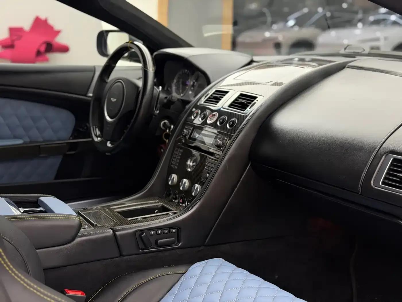 Aston Martin DB9 2011 6.0L Touchtronic Coupe — миниатюра 14