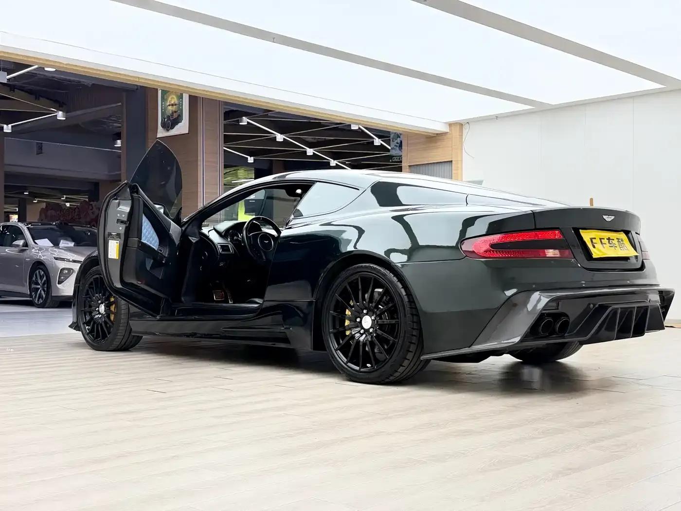 Aston Martin DB9 2011 6.0L Touchtronic Coupe — миниатюра 5