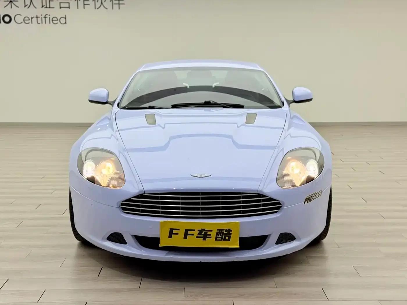 Aston Martin DB9 2011 6.0L Touchtronic Coupe — миниатюра 2