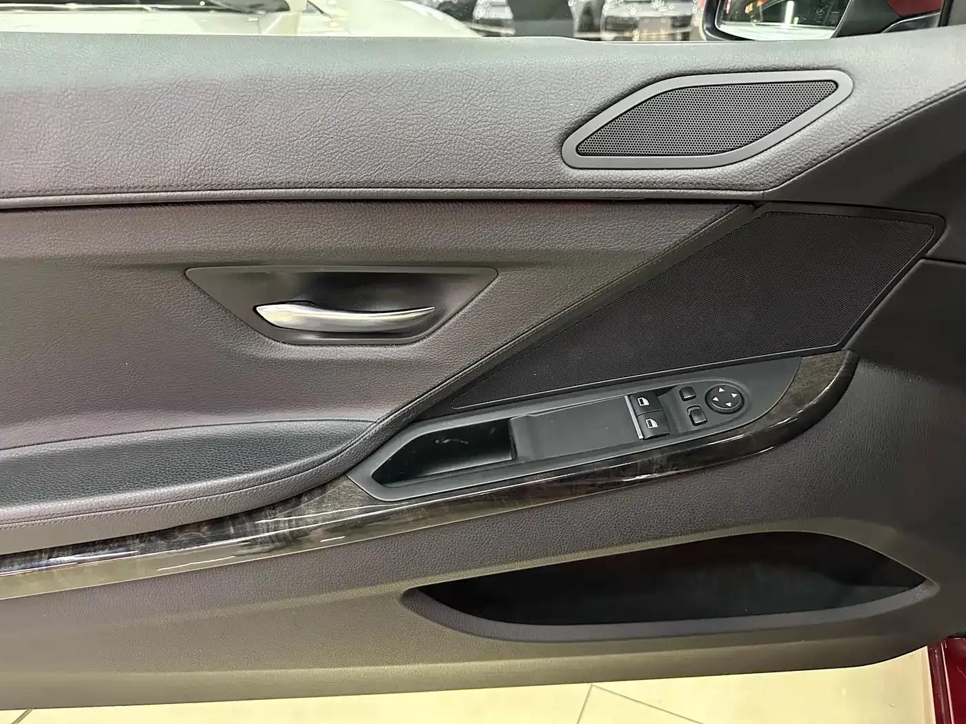 2012 BMW 6 Series 640i Coupe — миниатюра 10