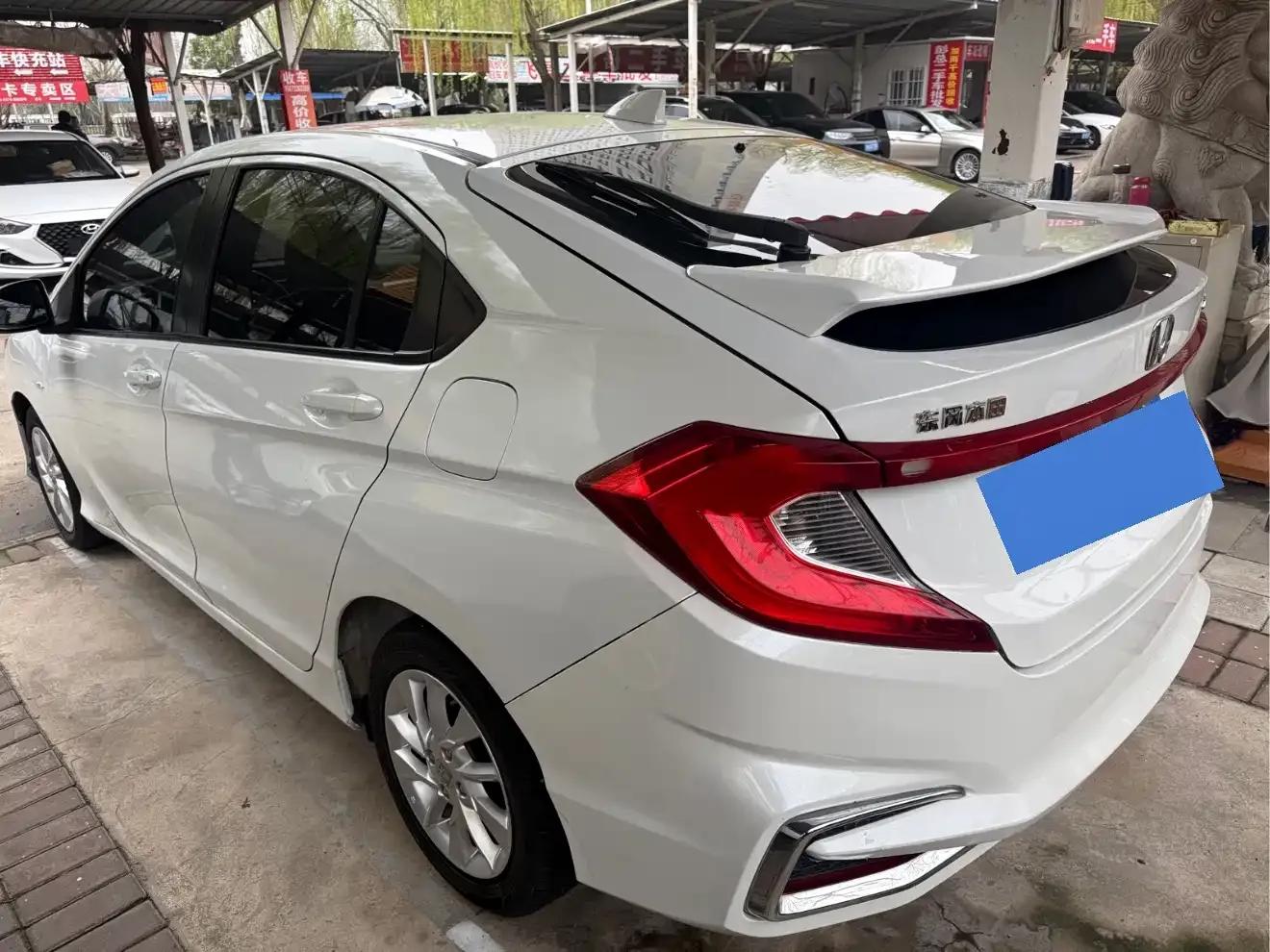2017 Honda Crider 1.5L CVT Comfort Edition — миниатюра 9