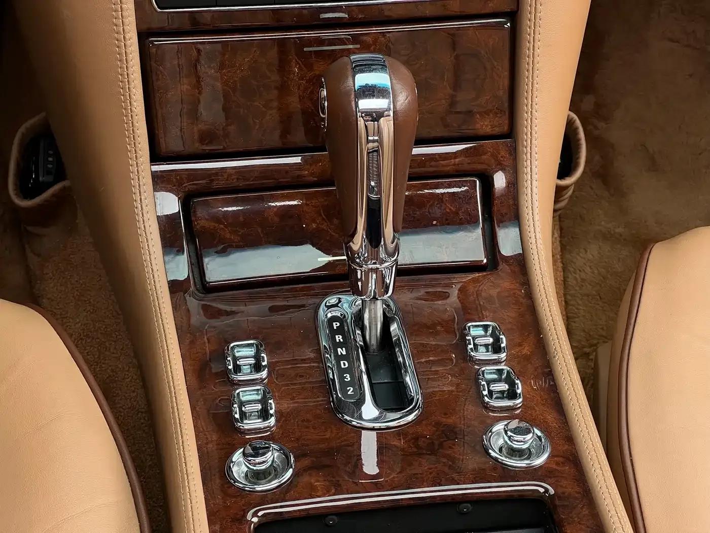Elegant 2005 R 6.8T — миниатюра 23