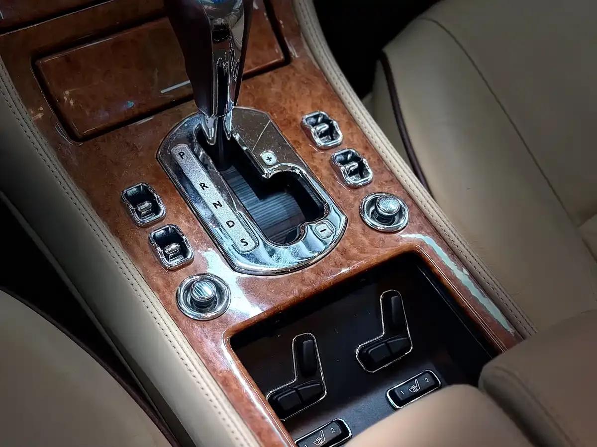 Elegant 2006 728 6.8T — миниатюра 20
