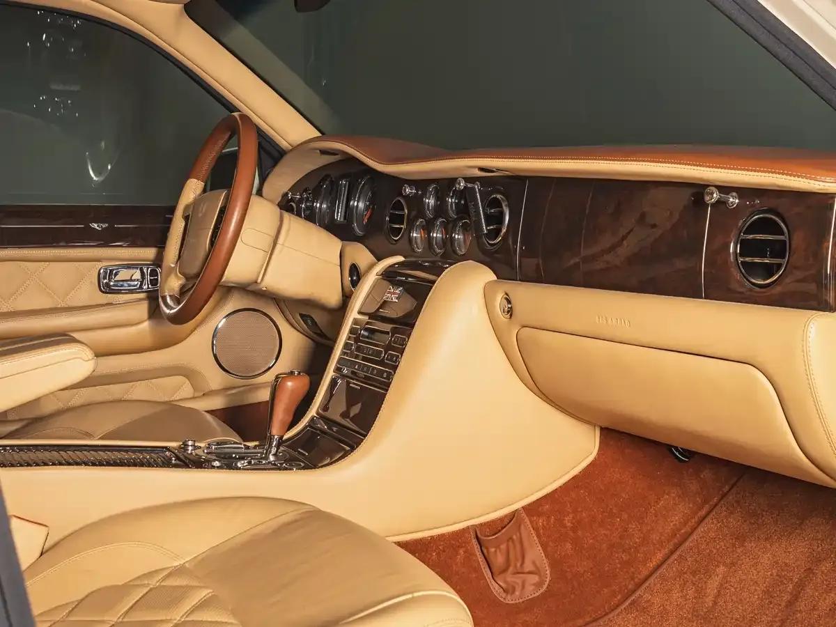 Elegant 2009 6.8T 90th Anniversary Edition — миниатюра 19