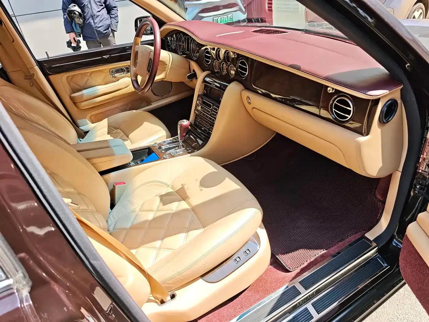 Elegant 2009 Model 6.8T Automatic — миниатюра 6