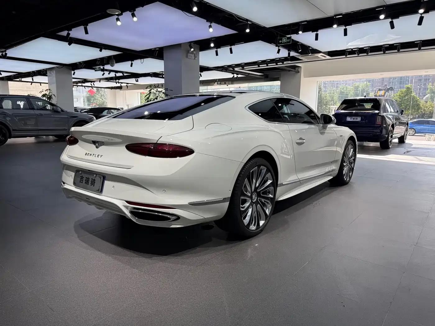 2025 Continental Plug-in Hybrid GT Mulliner Edition — миниатюра 6
