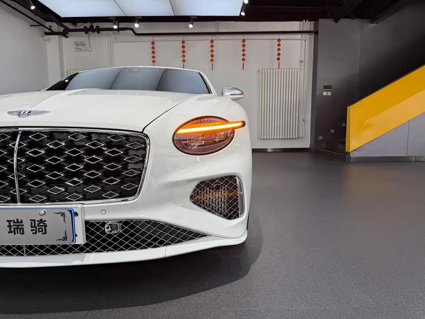 2025 Continental Plug-in Hybrid GT Mulliner Edition — миниатюра 10