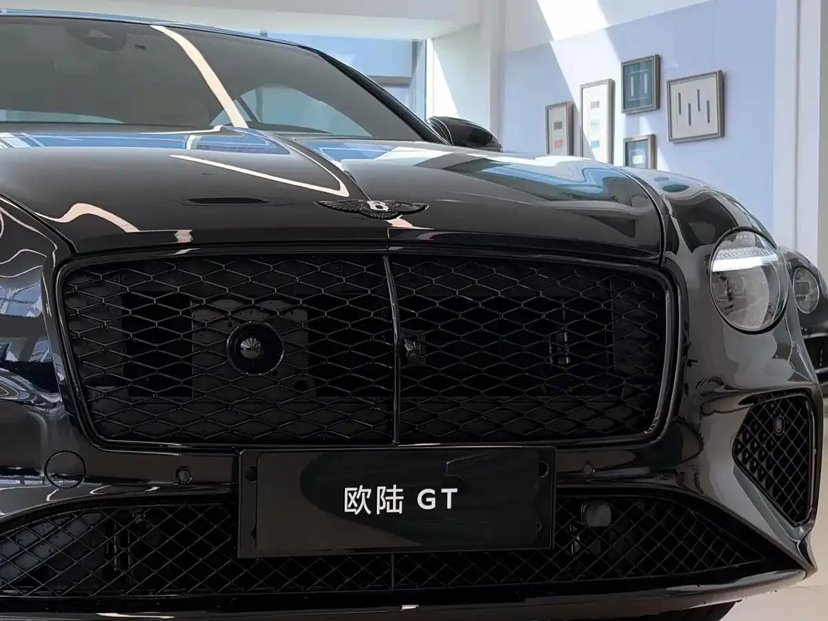 2026 Continental Plug-in Hybrid GT Base Model — миниатюра 2