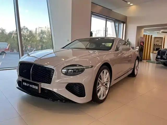 2026 Continental Plug-in Hybrid GT Base Model