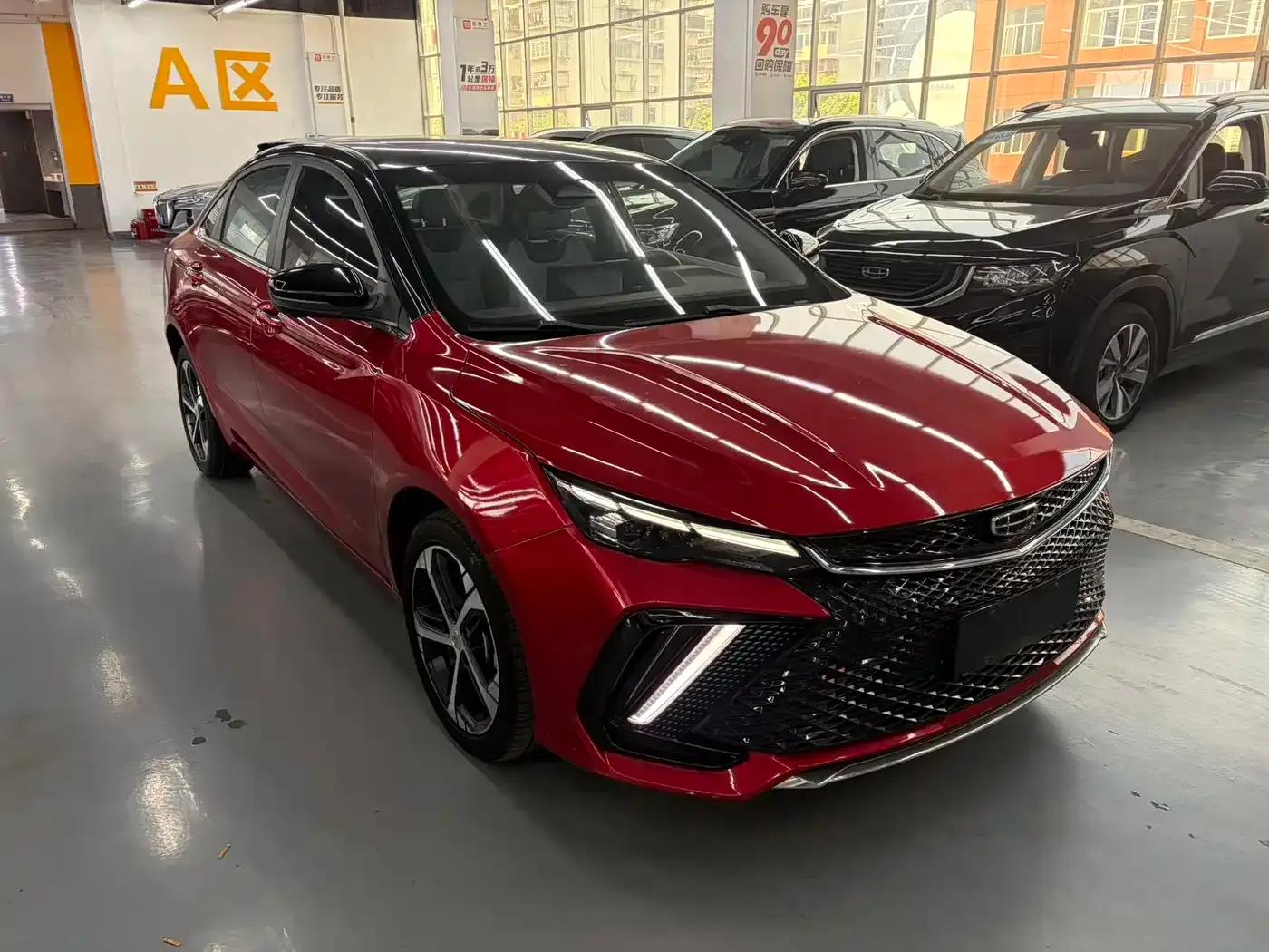 Geely Emgrand L 2022 1.4T CVT Premium Edition — миниатюра 3