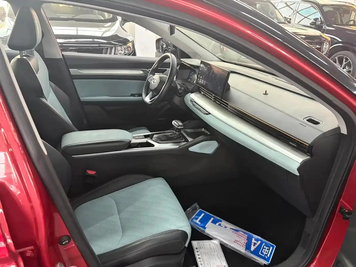 Geely Emgrand L 2022 1.4T CVT Premium Edition — миниатюра 4