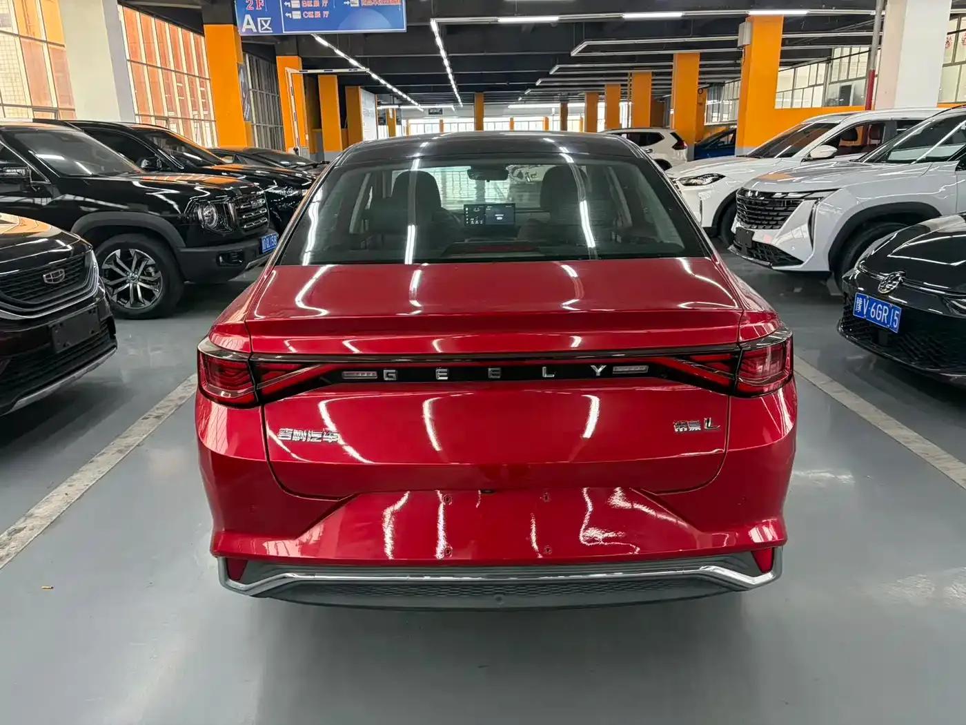 Geely Emgrand L 2022 1.4T CVT Premium Edition — миниатюра 10