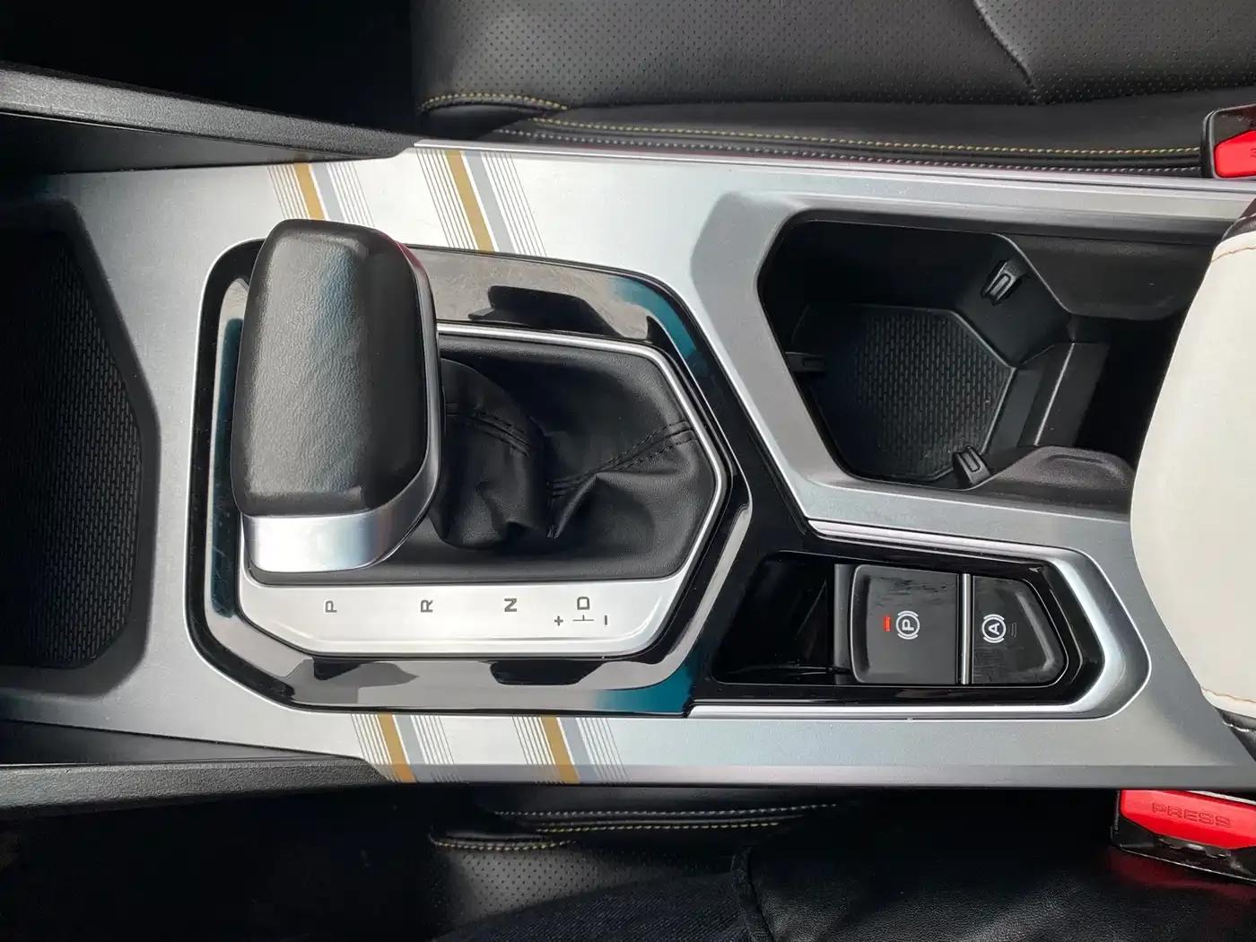 Geely Emgrand L 2022 1.4T CVT Flagship Edition — миниатюра 13