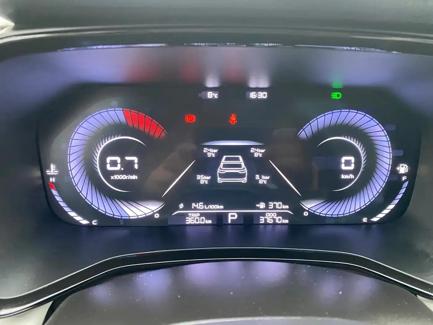 Geely Emgrand L 2022 1.4T CVT Flagship Edition — миниатюра 10