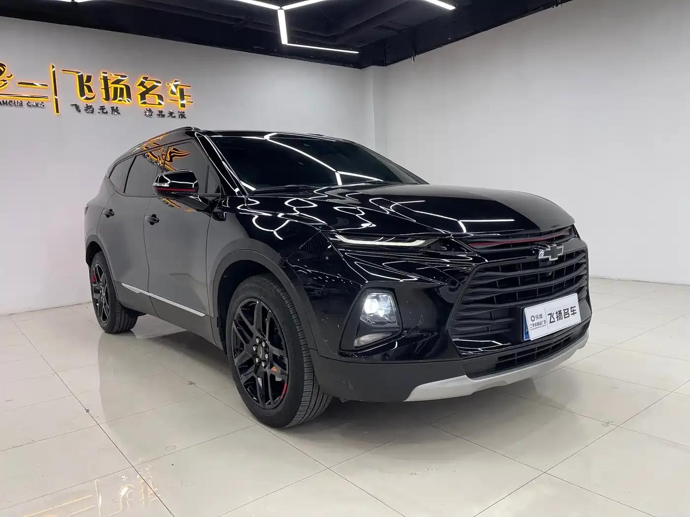 2022 Chevrolet Blazer Mild Hybrid 650T Redline 7-Seater Thunder Edition — миниатюра 3