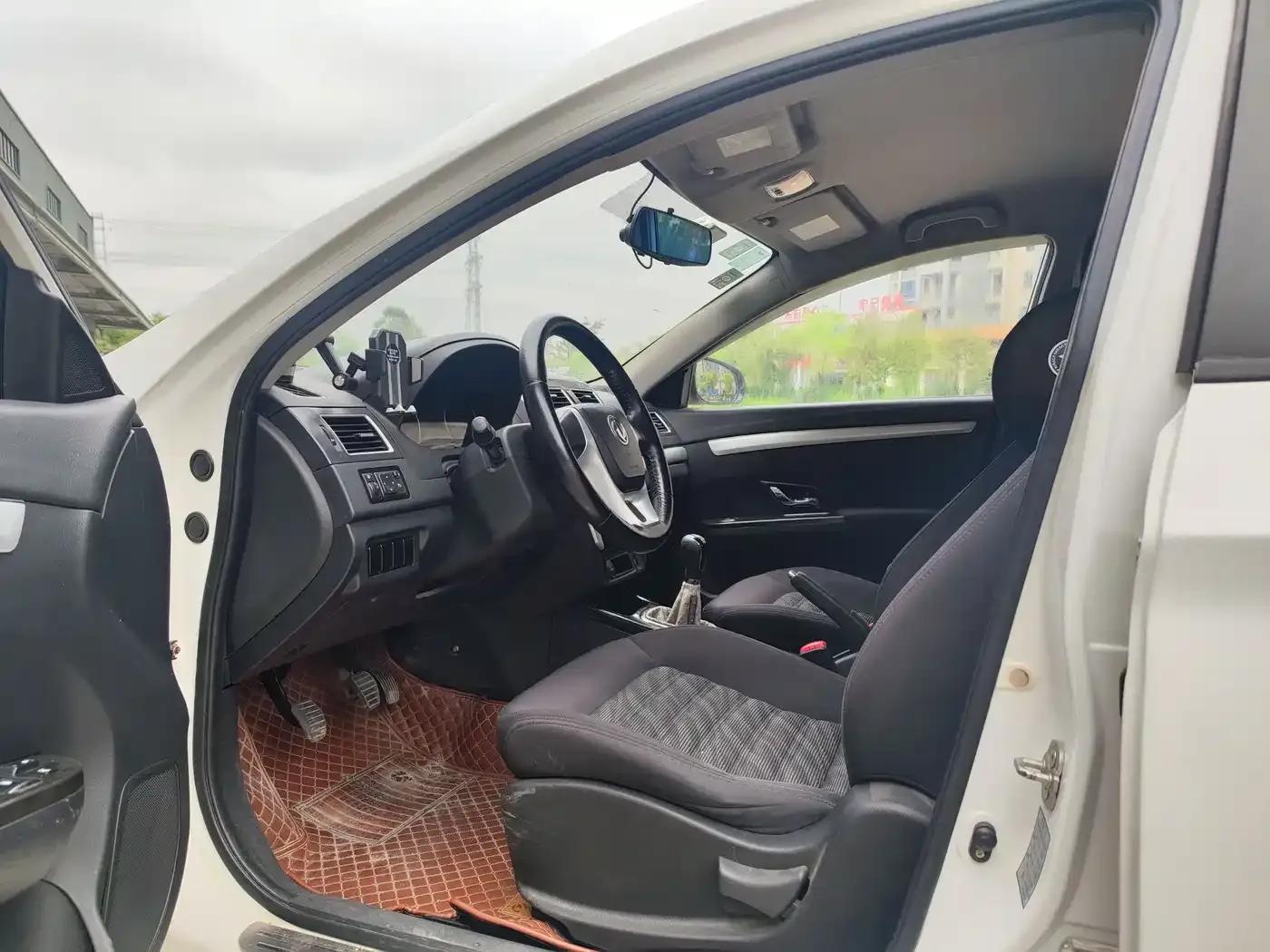 Jingyi S50 2016 1.5L Manual Deluxe Edition — миниатюра 9
