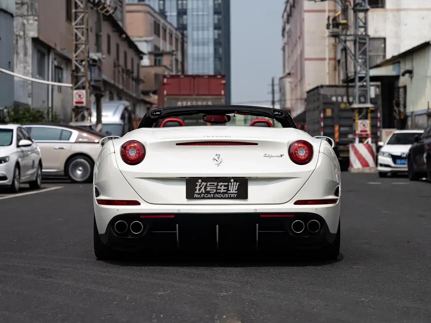 California T 2015 3.9T Standard Model — миниатюра 4