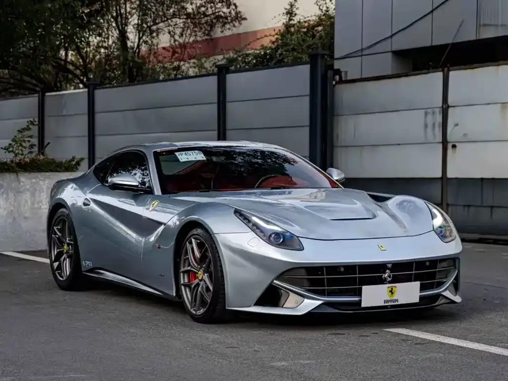 2013 F12berlinetta 6.3L Standard Model — миниатюра 3