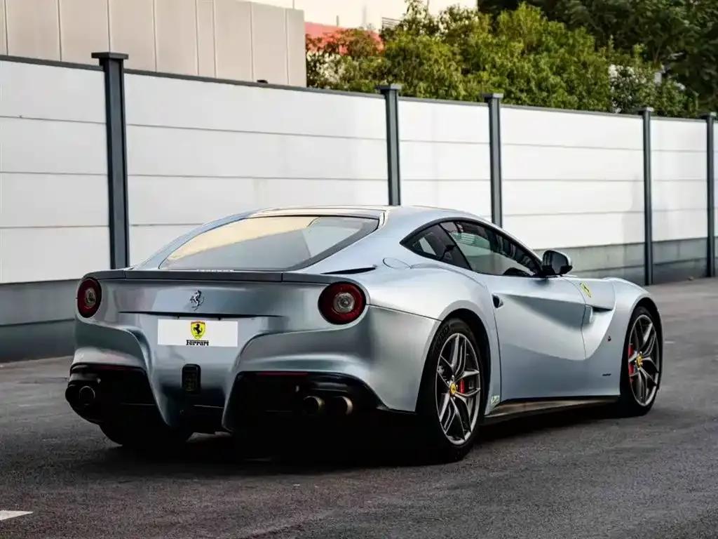 2013 F12berlinetta 6.3L Standard Model — миниатюра 4