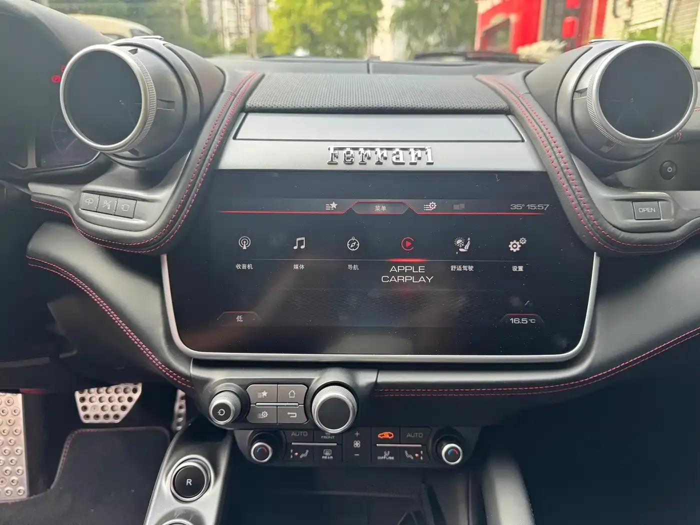 2016 GTC4Lusso 6.3L V12 — миниатюра 15