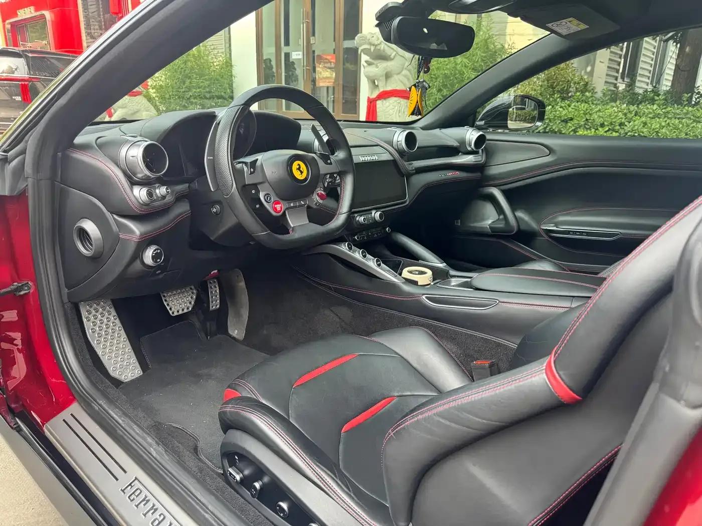 2016 GTC4Lusso 6.3L V12 — миниатюра 8