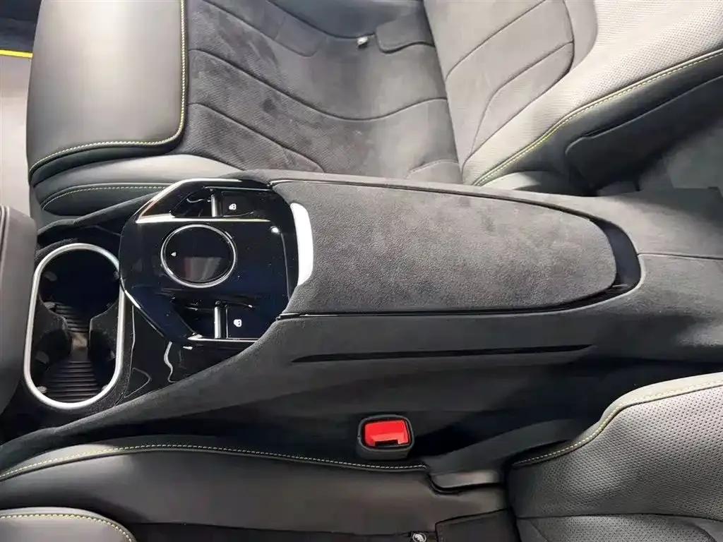 2023 Purosangue 6.5L V12 — миниатюра 6