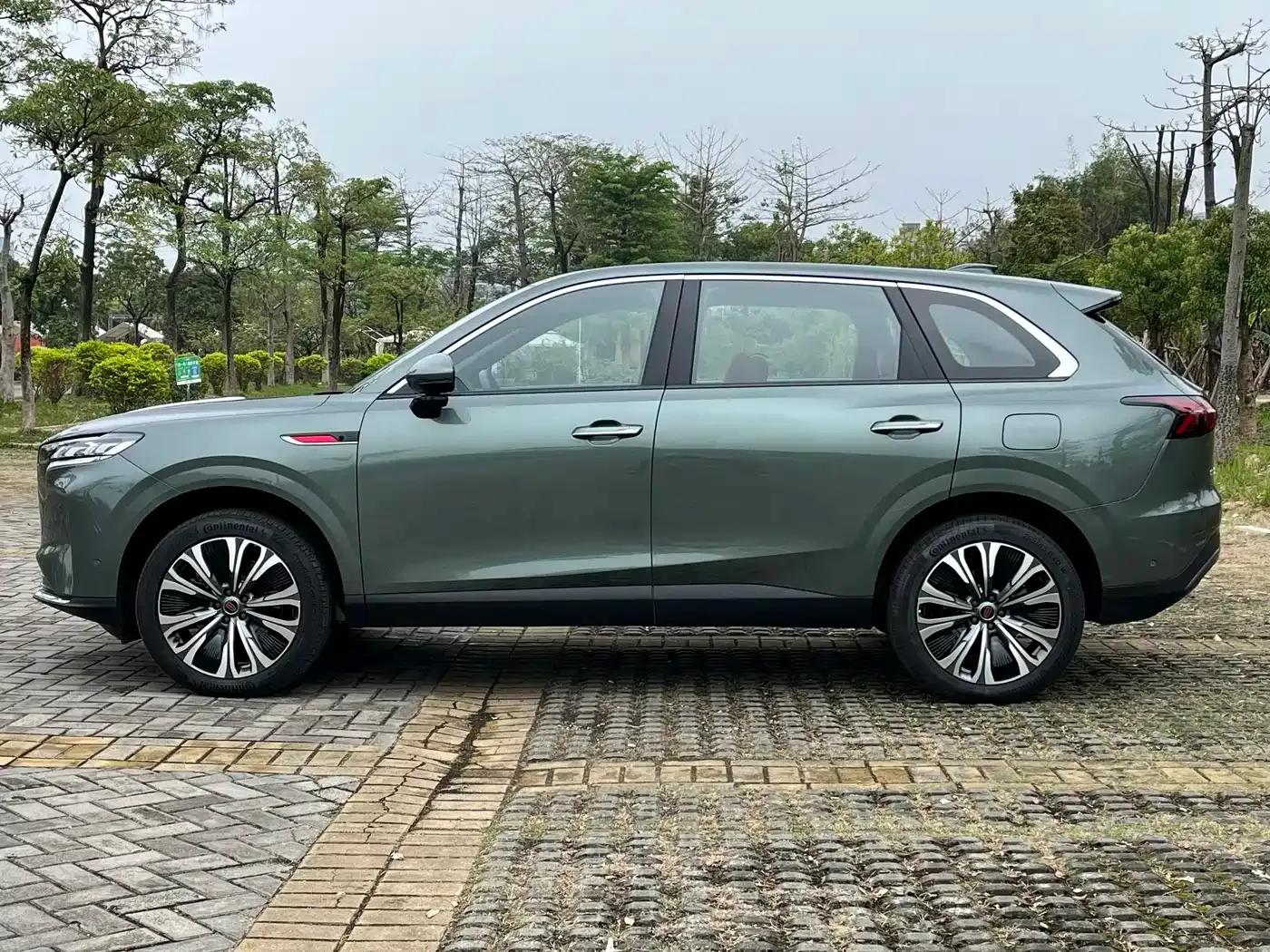 Hongqi HS6 PHEV 2026 Model 220 AWD Intelligent Hybrid — миниатюра 7