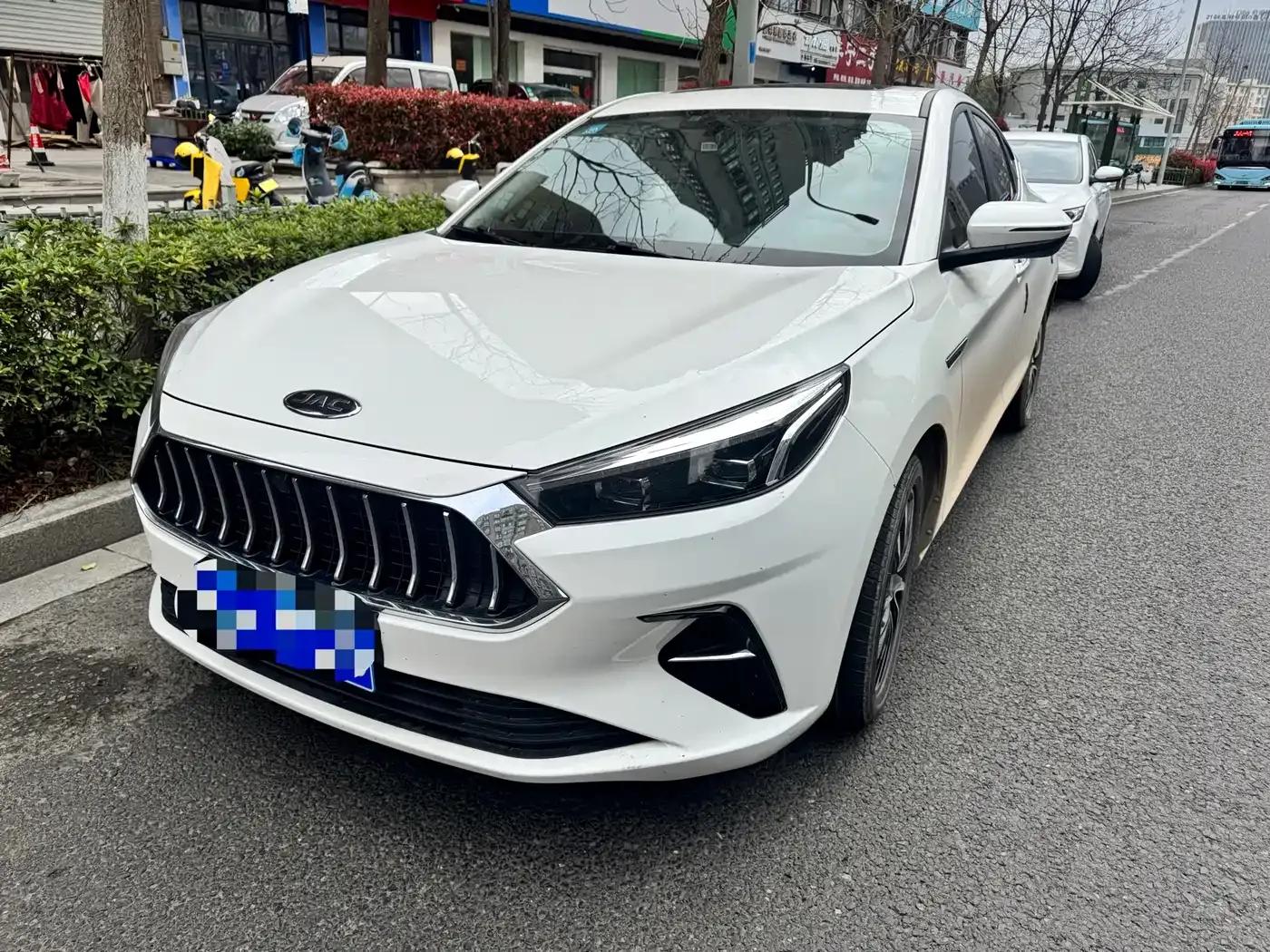 Jiayue A5 2020 1.5T CVT Elite Edition — миниатюра 1