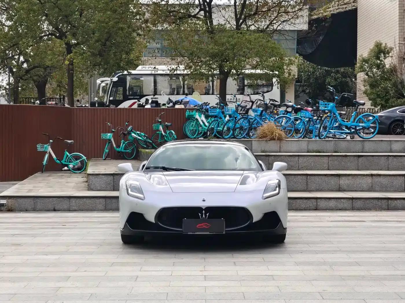 Maserati MC20 2020 3.0T Standard Edition — миниатюра 2