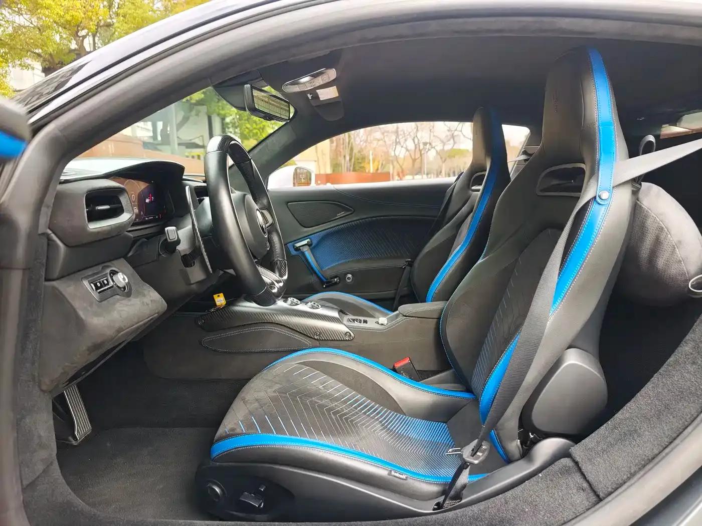 Maserati MC20 2020 3.0T Standard Edition — миниатюра 11