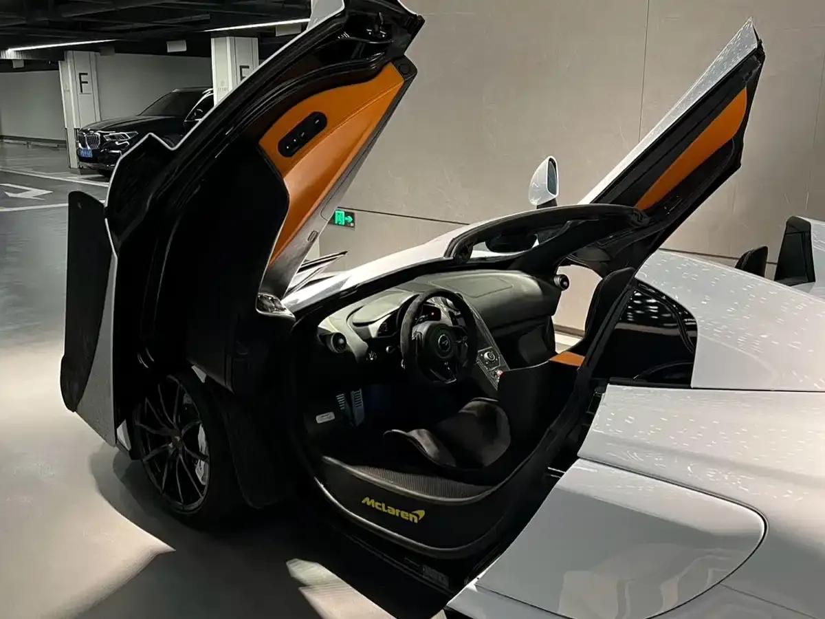 McLaren 12C 2013 3.8T SPIDER — миниатюра 5