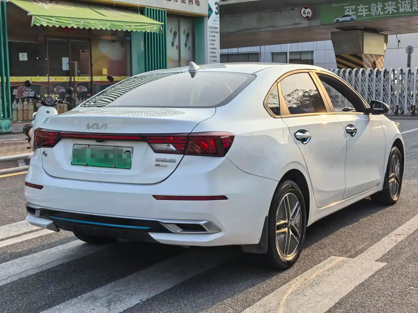 Kia K3 PHEV 2019 1.6L Comfort Edition — миниатюра 12