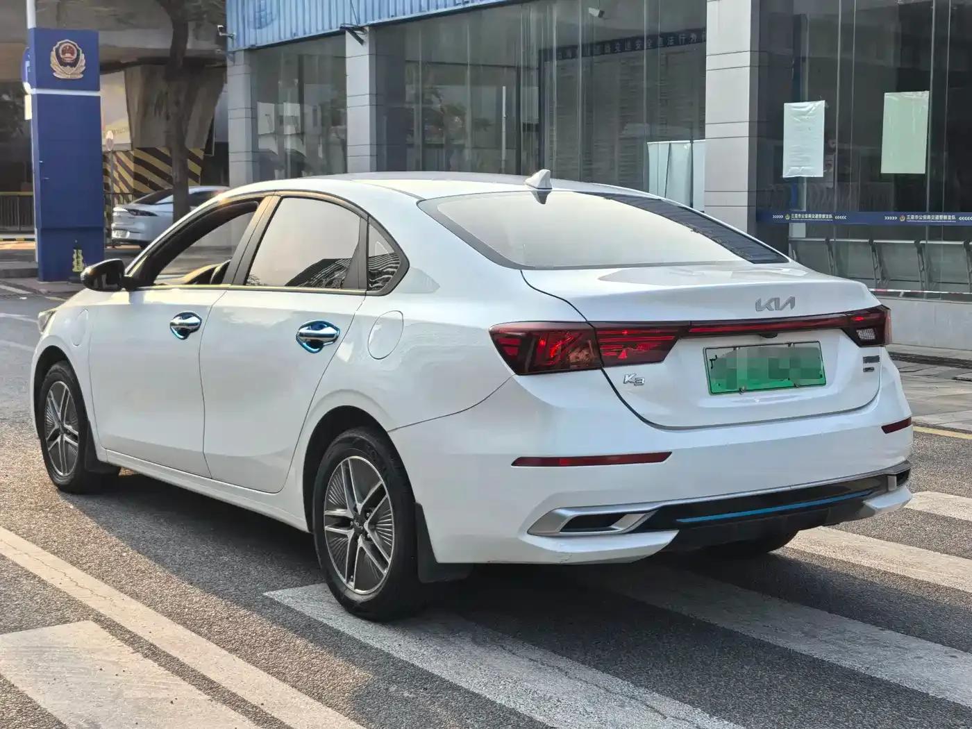 Kia K3 PHEV 2019 1.6L Comfort Edition — миниатюра 3