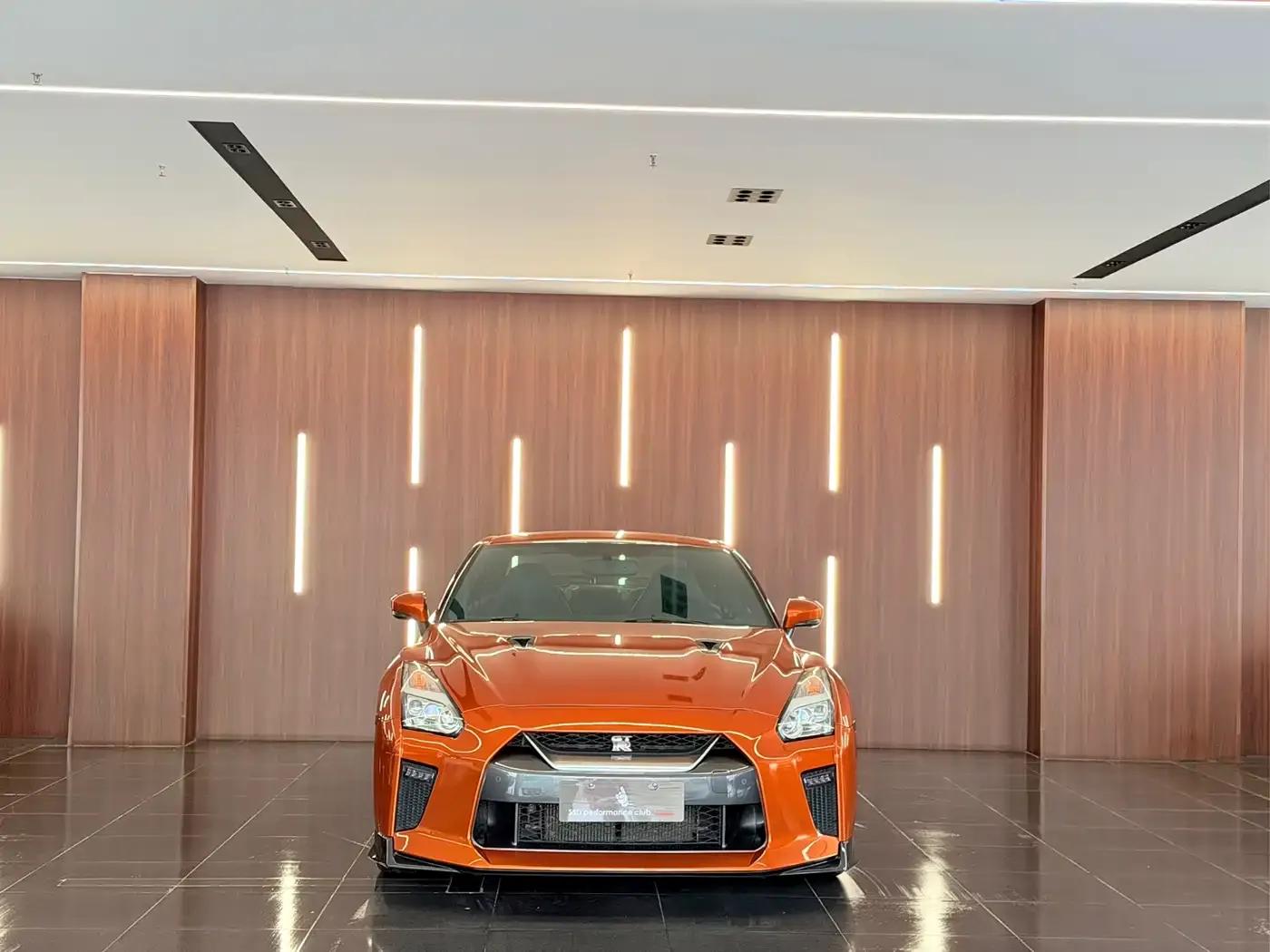 2017 Nissan GT-R 3.8T Flagship Edition — миниатюра 2