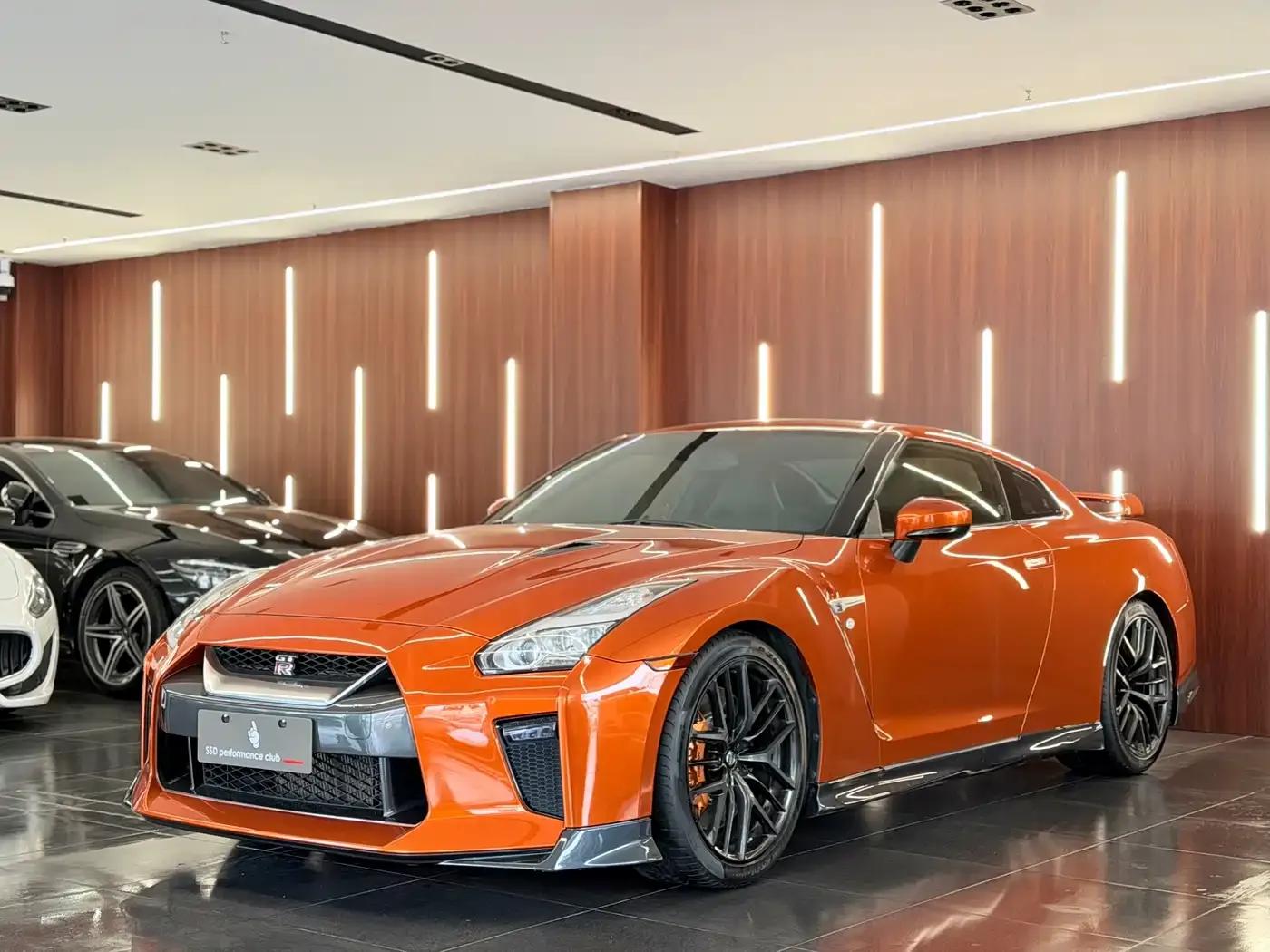 2017 Nissan GT-R 3.8T Flagship Edition — миниатюра 3