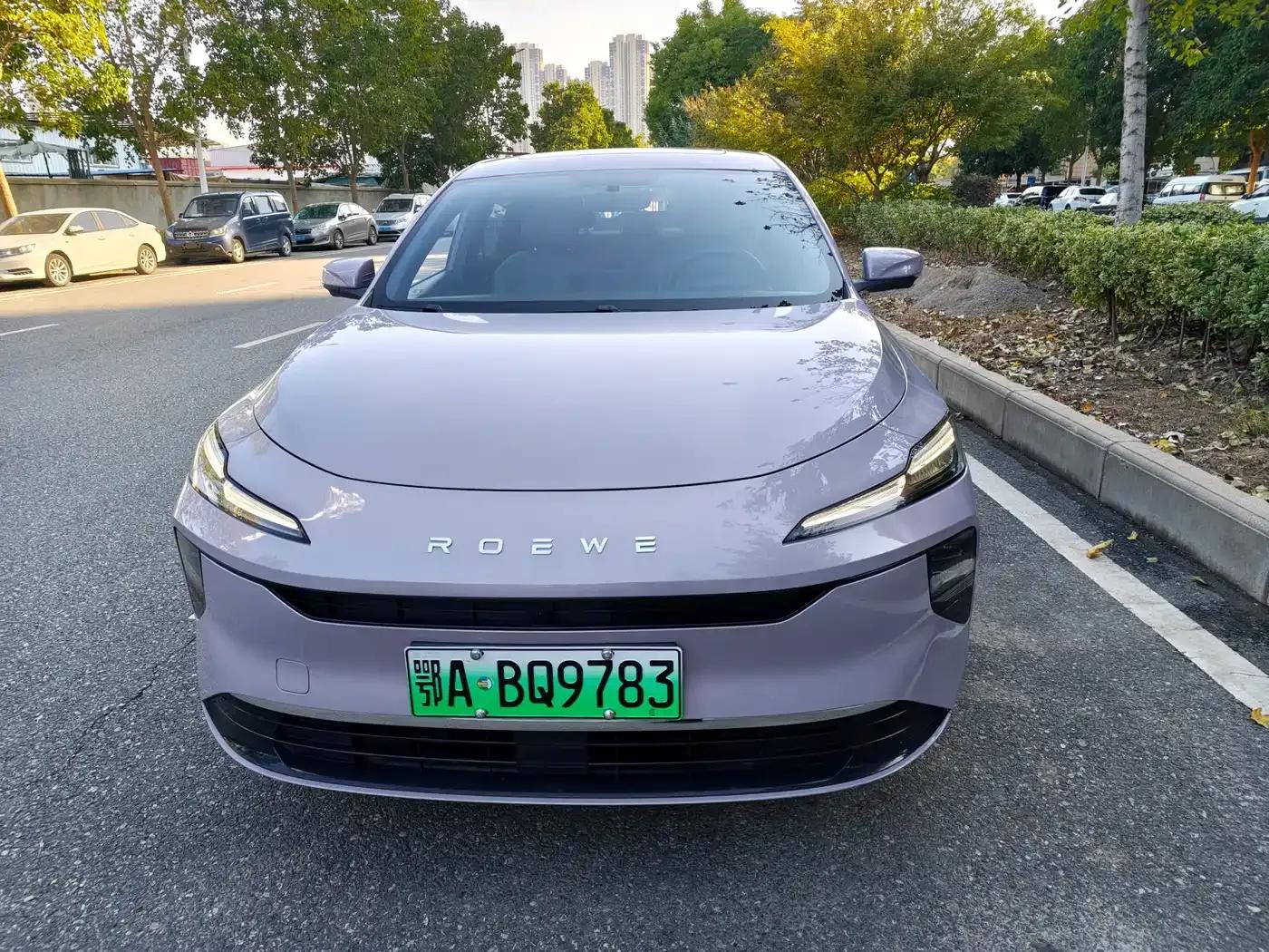 Roewe D6 2025 450km Premium Edition — миниатюра 1